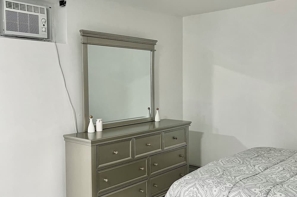 Photo of Bedroom in South Valley Stream