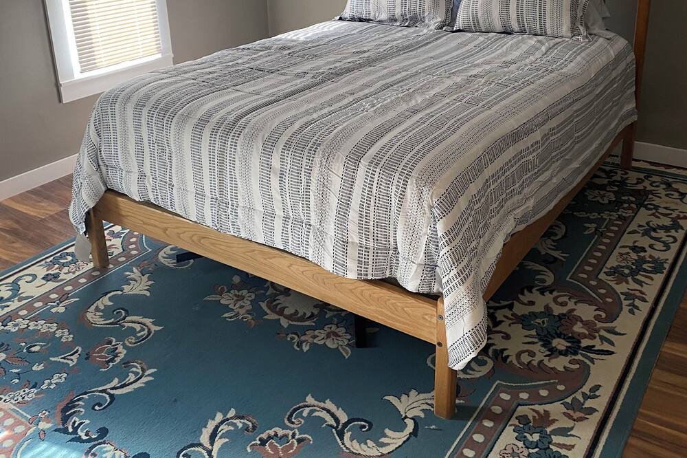 Photo of Bedroom in Middlebury