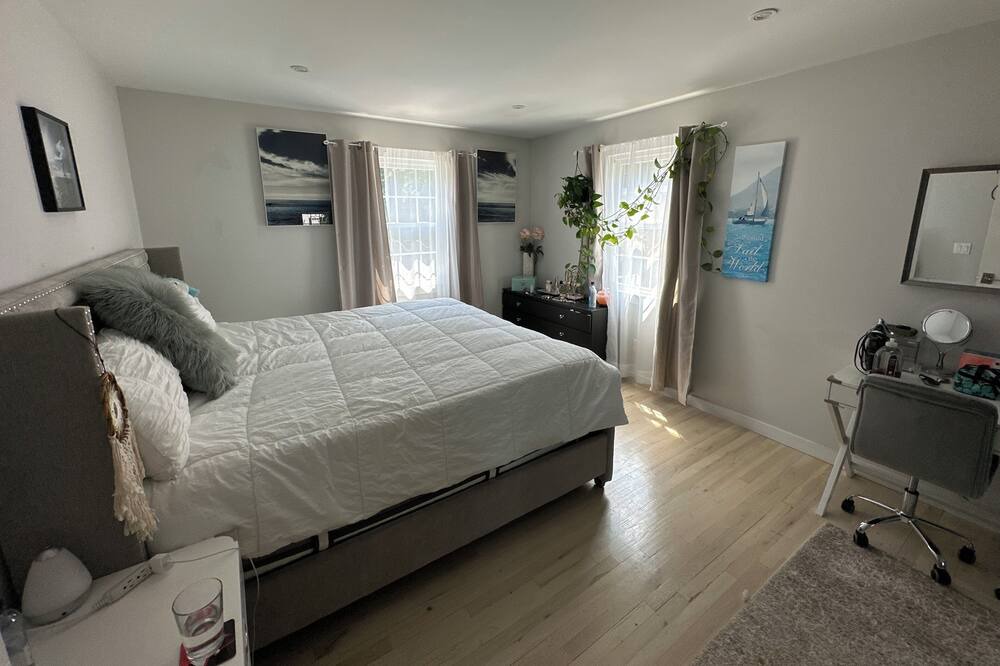 Photo of Bedroom in Norwalk