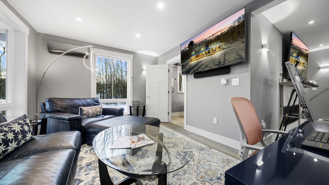Photo of Livingroom in Greenwood