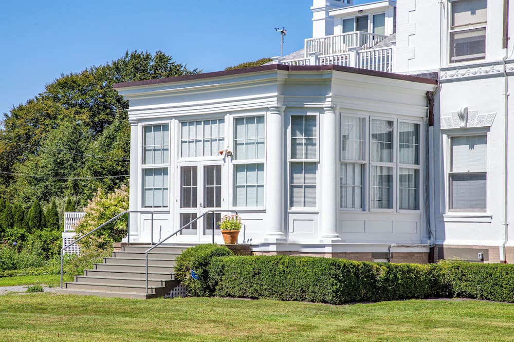 Photo of Outdoor in Bellevue Avenue Historic District