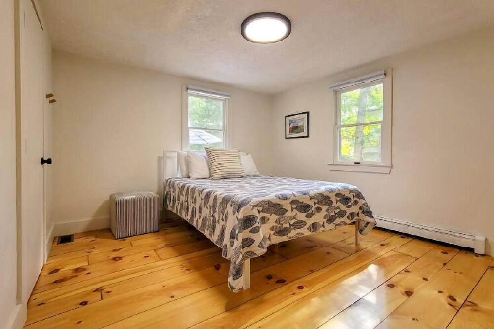 Photo of Bedroom in East Falmouth