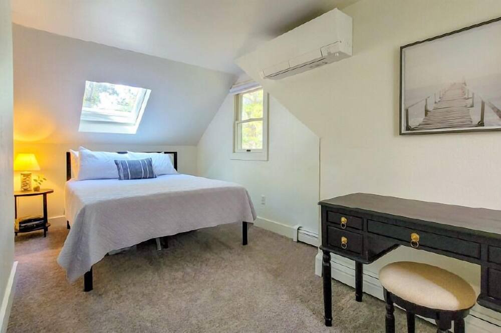 Photo of Bedroom in East Falmouth