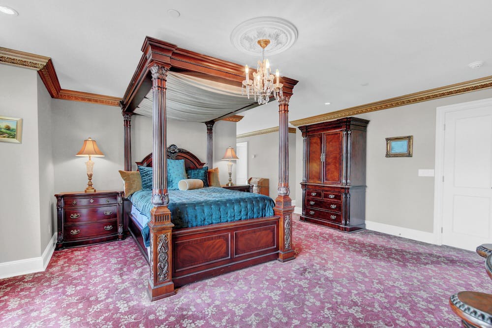 Photo of Bedroom in Oakdale