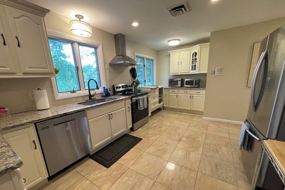Photo of Kitchen in West New Haven