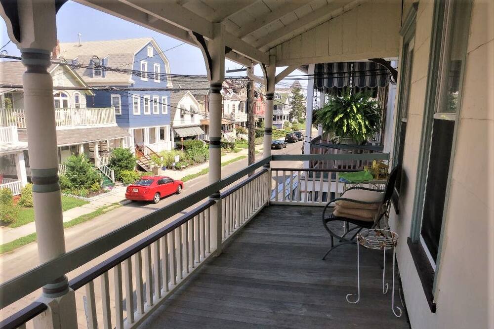 Photo of Patio Balcony in Ocean Grove