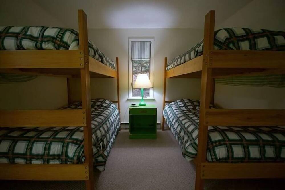 Photo of Bedroom in Campton