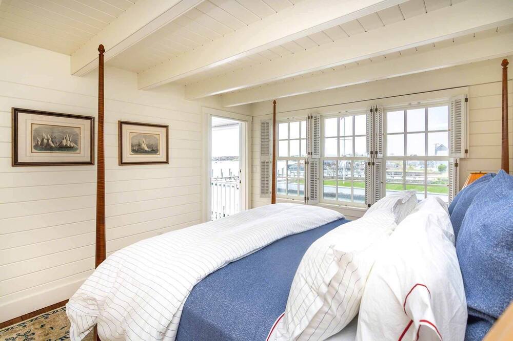 Photo of Others in Edgartown