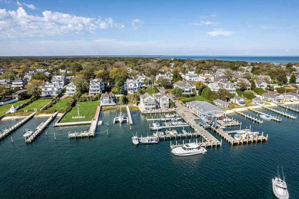 Photo of Others in Edgartown