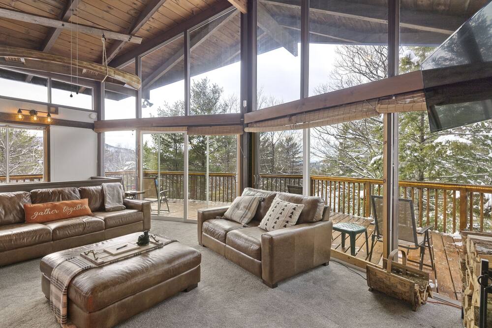 Photo of Livingroom in Gilford