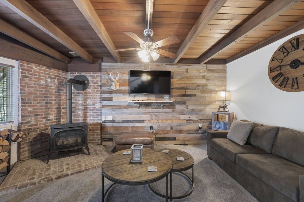 Photo of Livingroom in Gilford