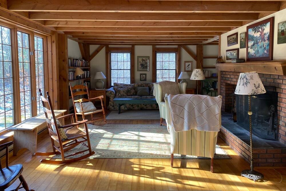 Photo of Livingroom in Stephentown