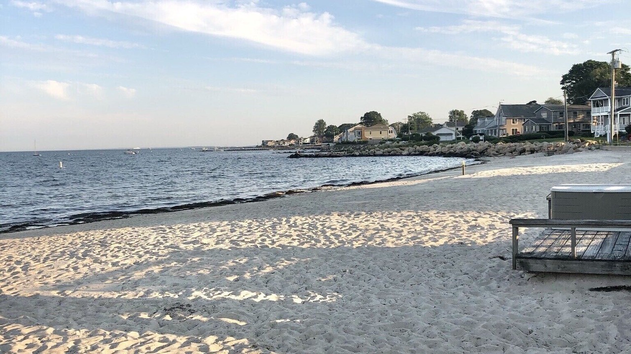 Photo of Others in Niantic