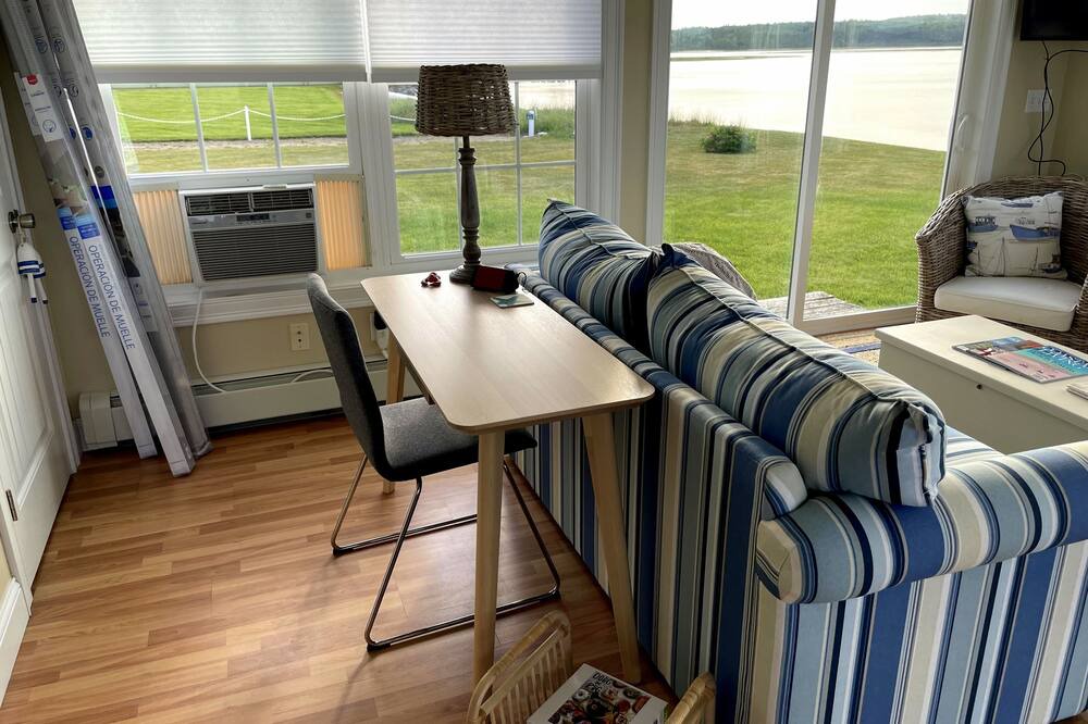 Photo of Livingroom in Scarborough