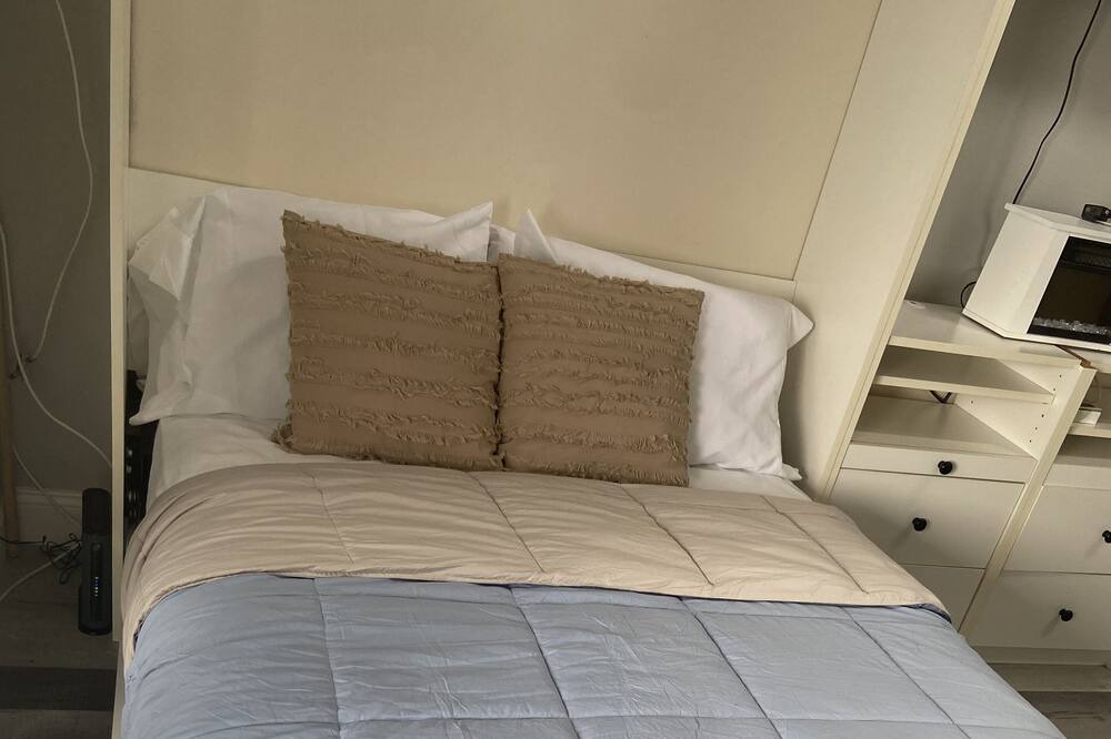 Photo of Bedroom in Hampton