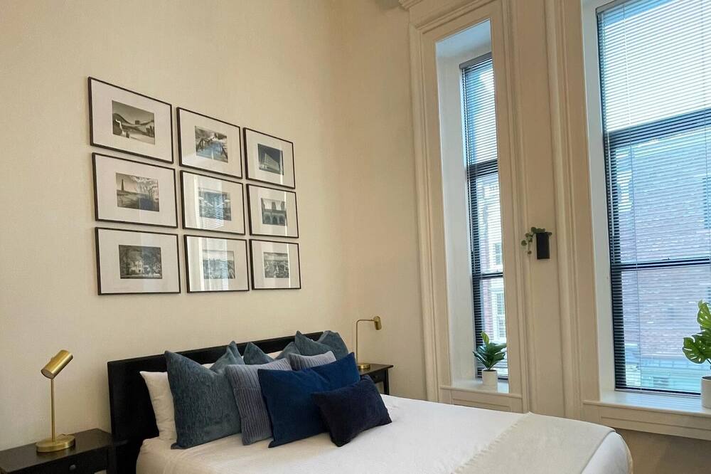 Photo of Bedroom in Downtown