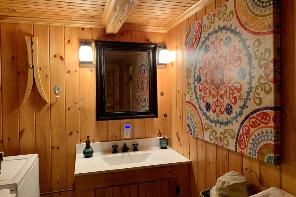 Photo of Bathroom in Alton