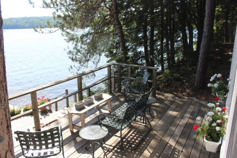 Photo of Patio Balcony in Laconia