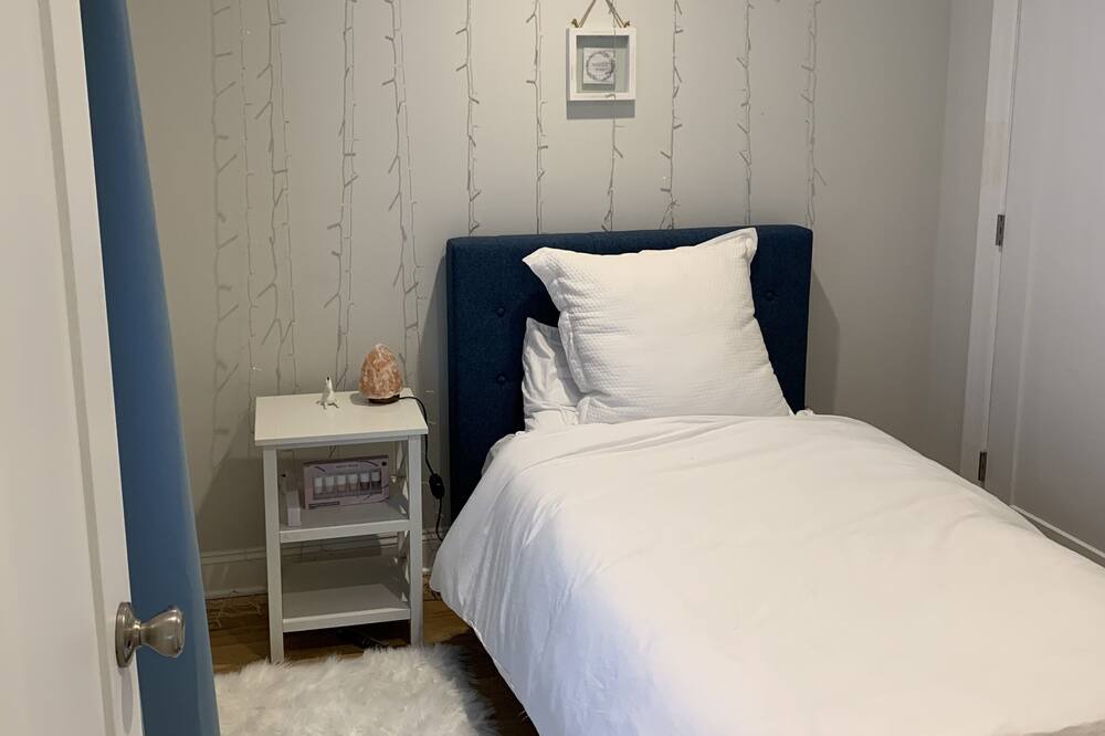 Photo of Bedroom in Westhampton Beach