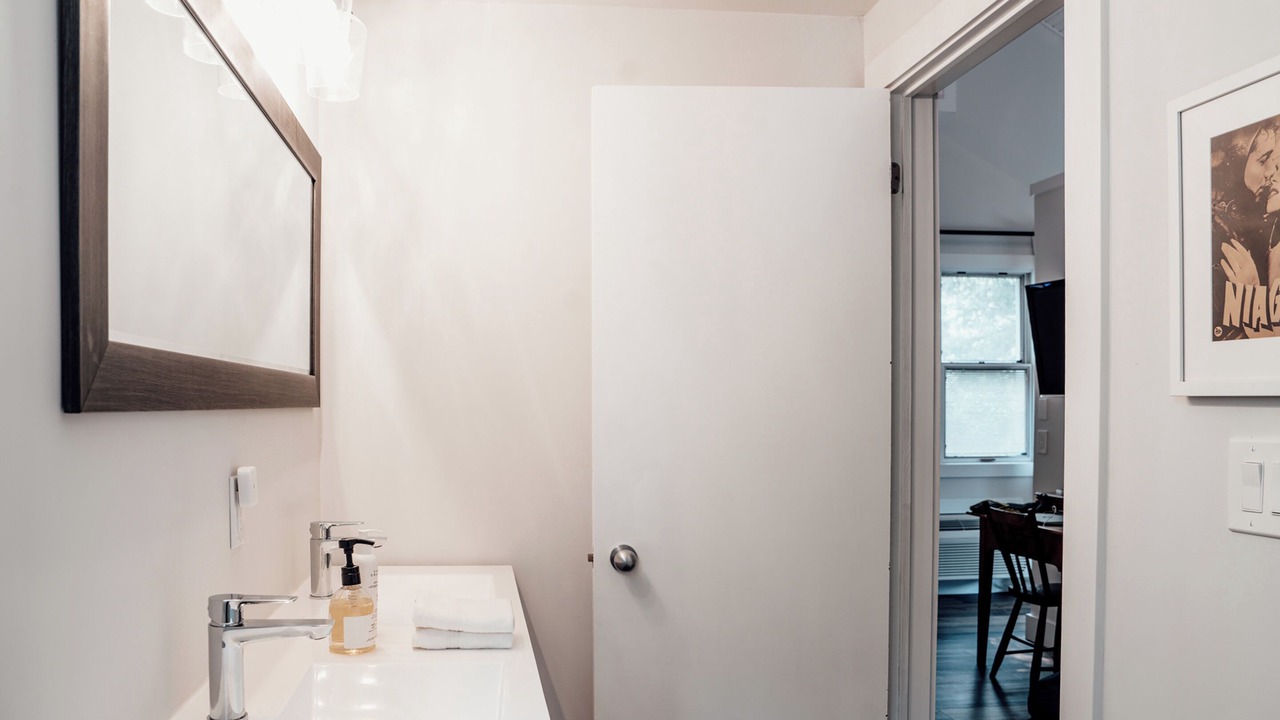 Photo of Bathroom in Queenston