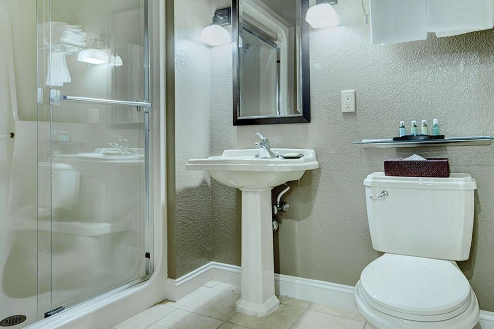 Photo of Bathroom in Hancock