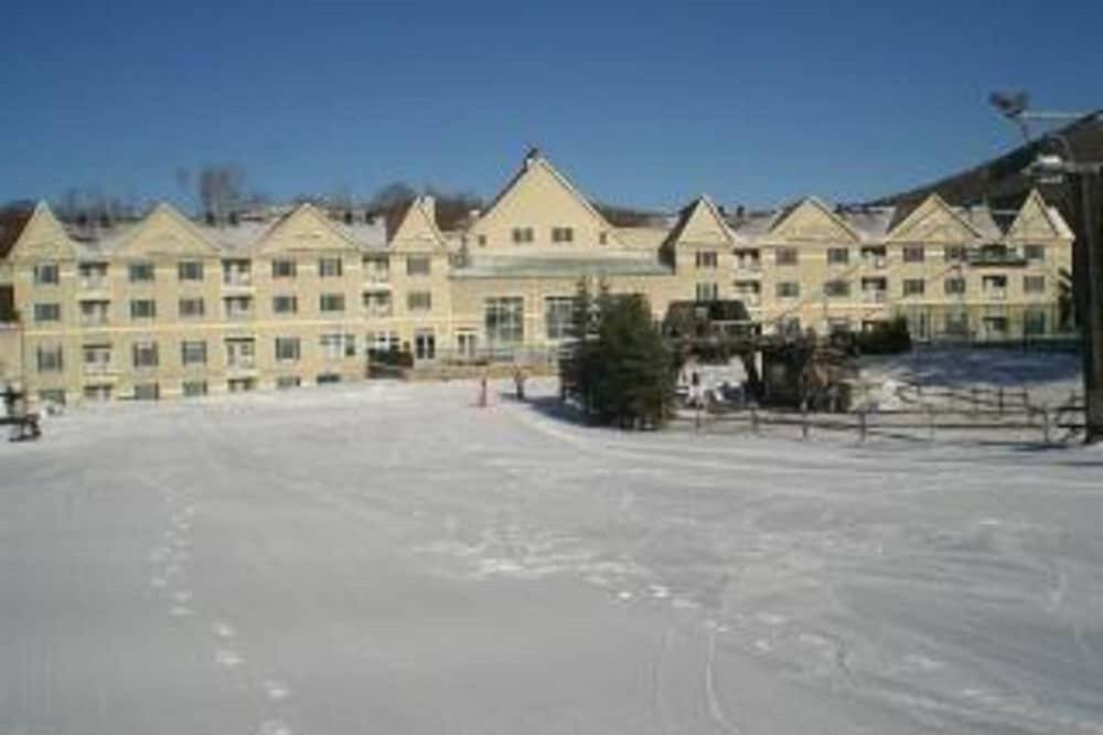 Photo of Outdoor in Hancock