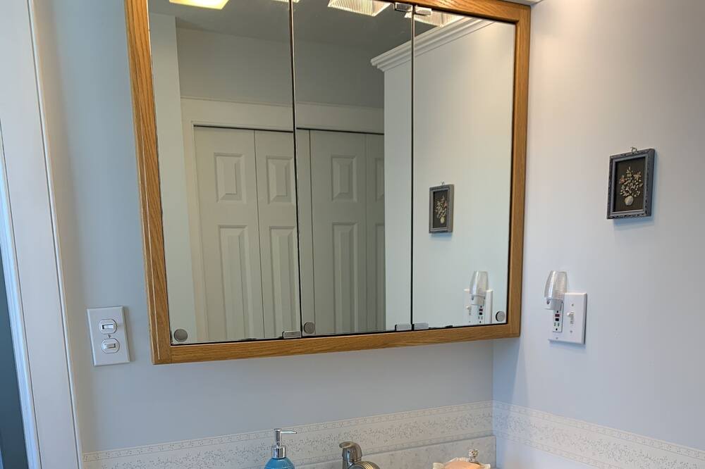 Photo of Bathroom in Lyman