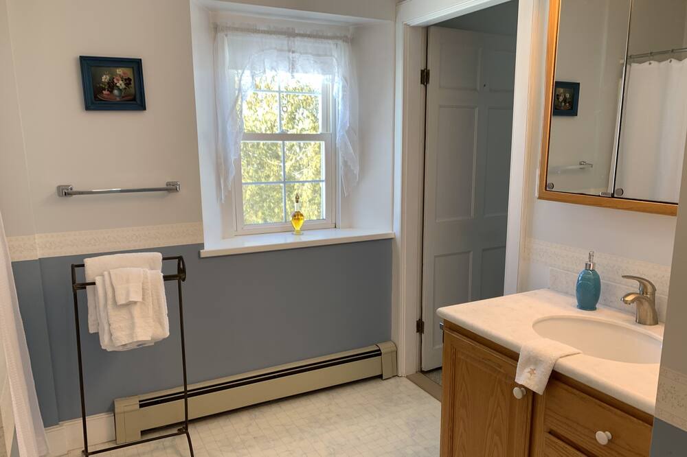 Photo of Bathroom in Lyman
