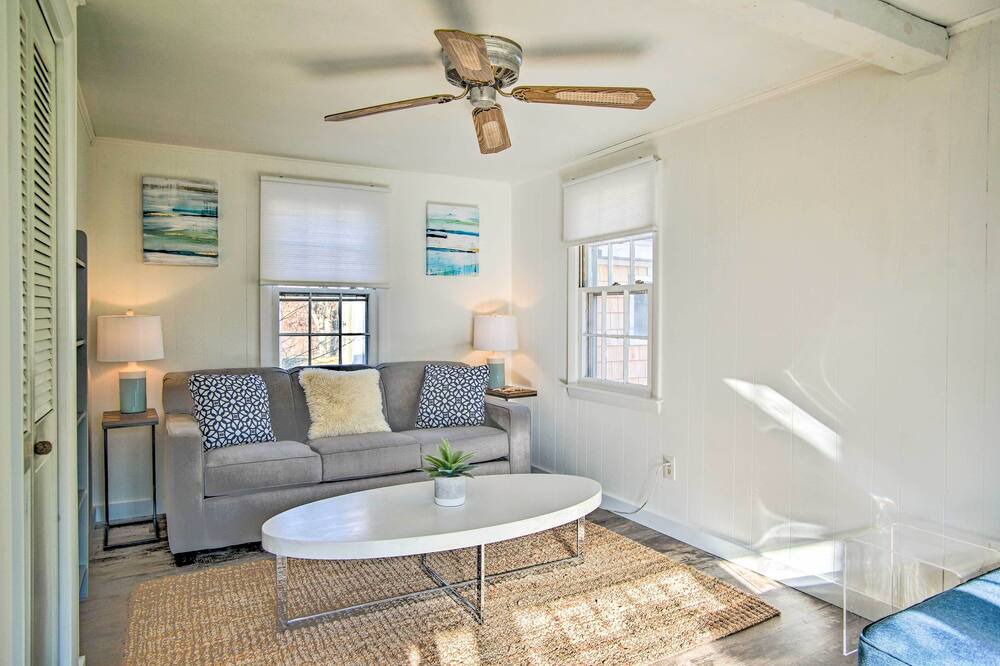 Photo of Livingroom in South Dennis
