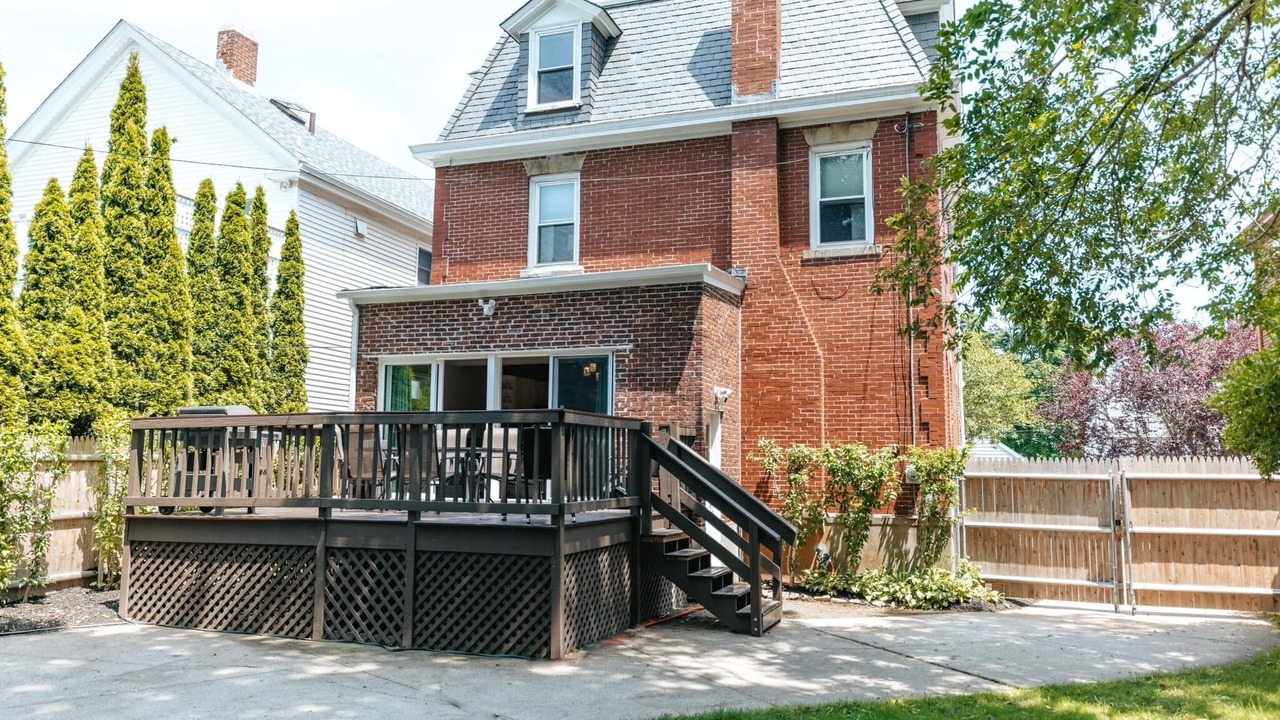 Photo of Outdoor in Bellevue Avenue Historic District