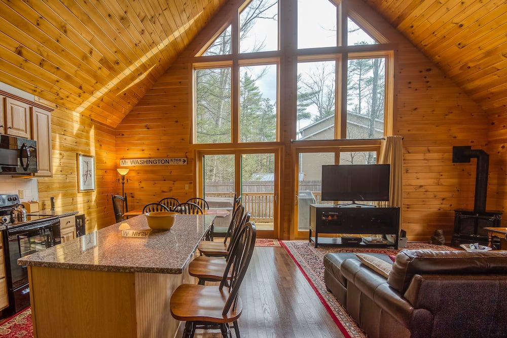 Photo of Bedroom in Birchview by the Saco