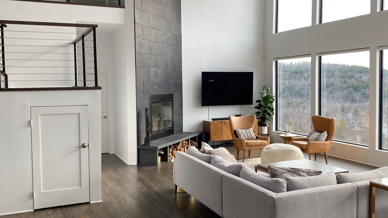 Photo of Livingroom in Monterey