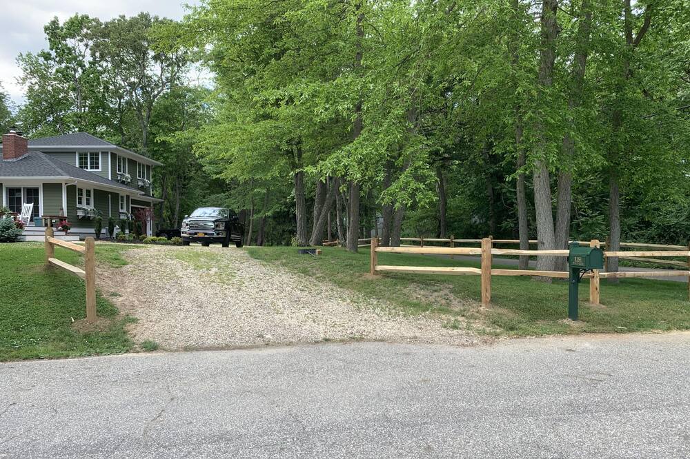 Photo of Outdoor in Greenport West