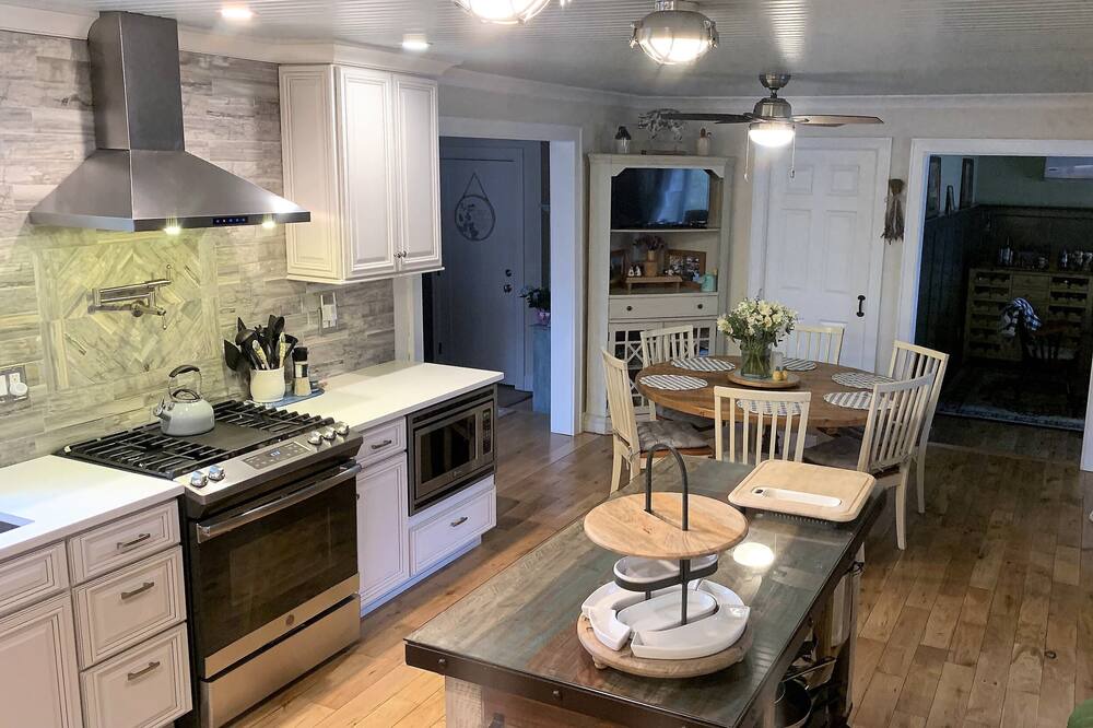Photo of Kitchen in Greenport West