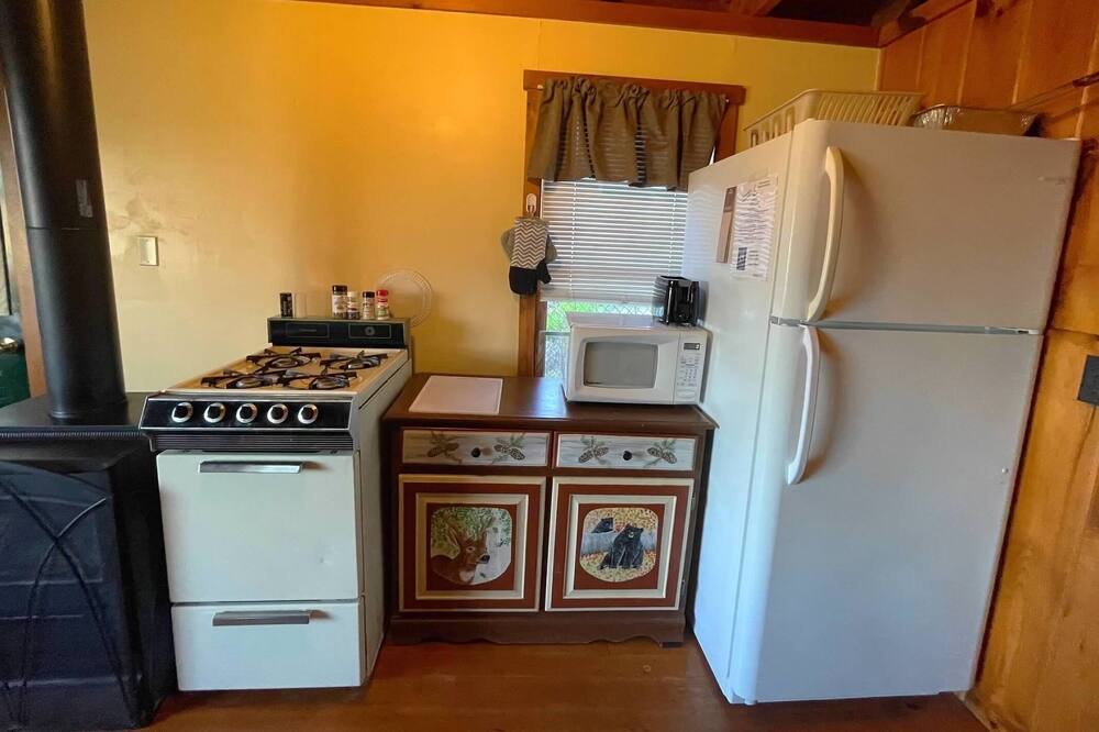 Photo of Kitchen in Weirs Beach