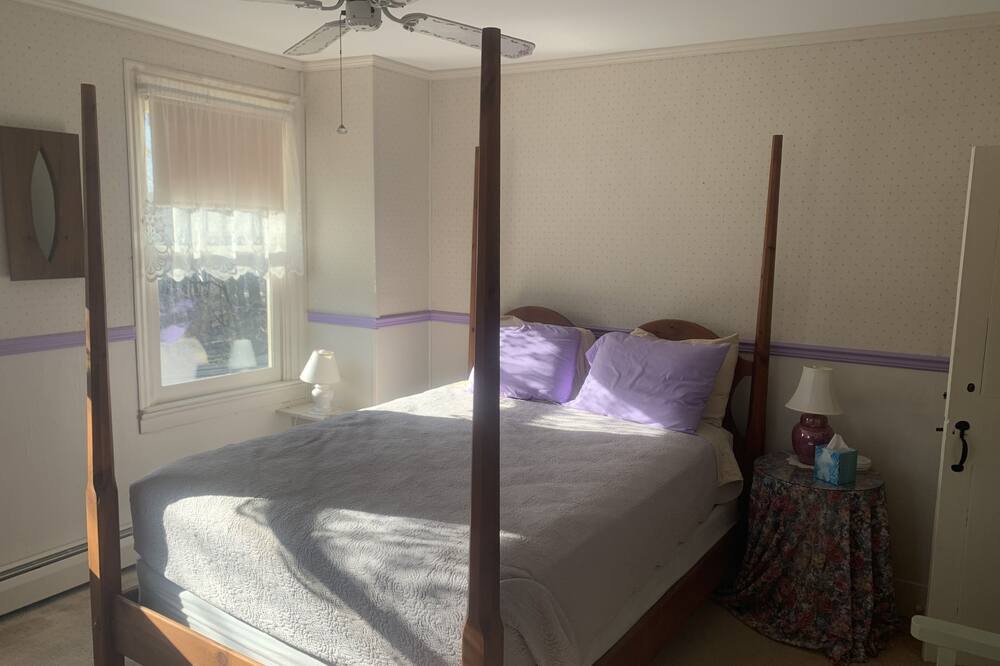 Photo of Bedroom in Brandon