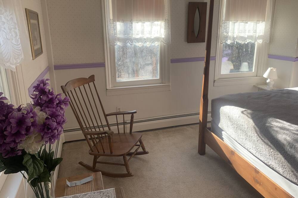 Photo of Bedroom in Brandon