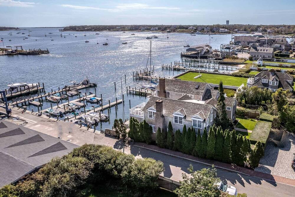 Photo of Others in Edgartown