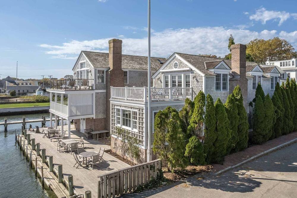 Photo of Others in Edgartown