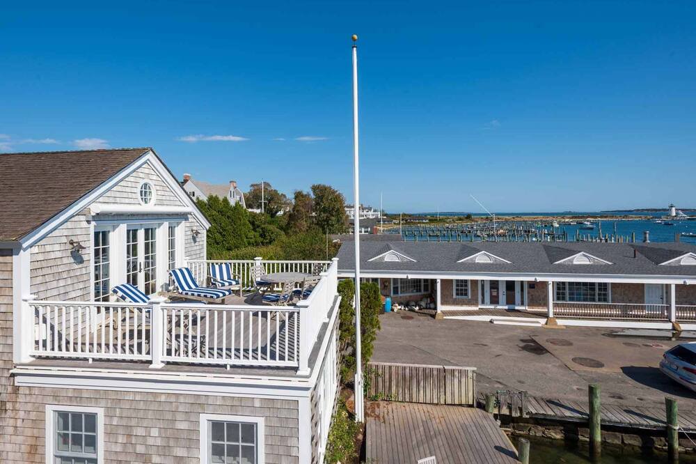 Photo of Others in Edgartown