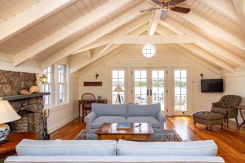 Photo of Others in Edgartown