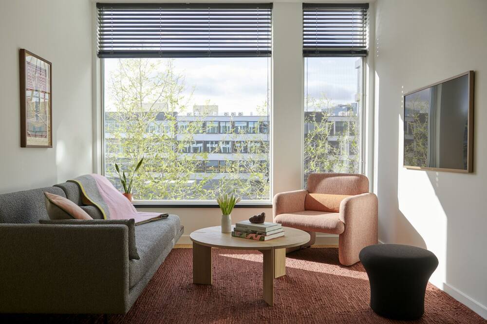 Photo of Livingroom in Harrison