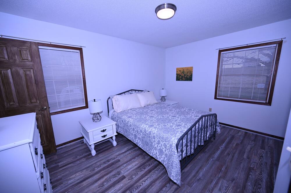 Photo of Bedroom in North Haven