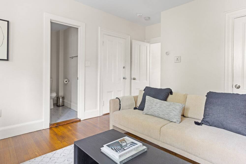 Photo of Livingroom in Dorchester