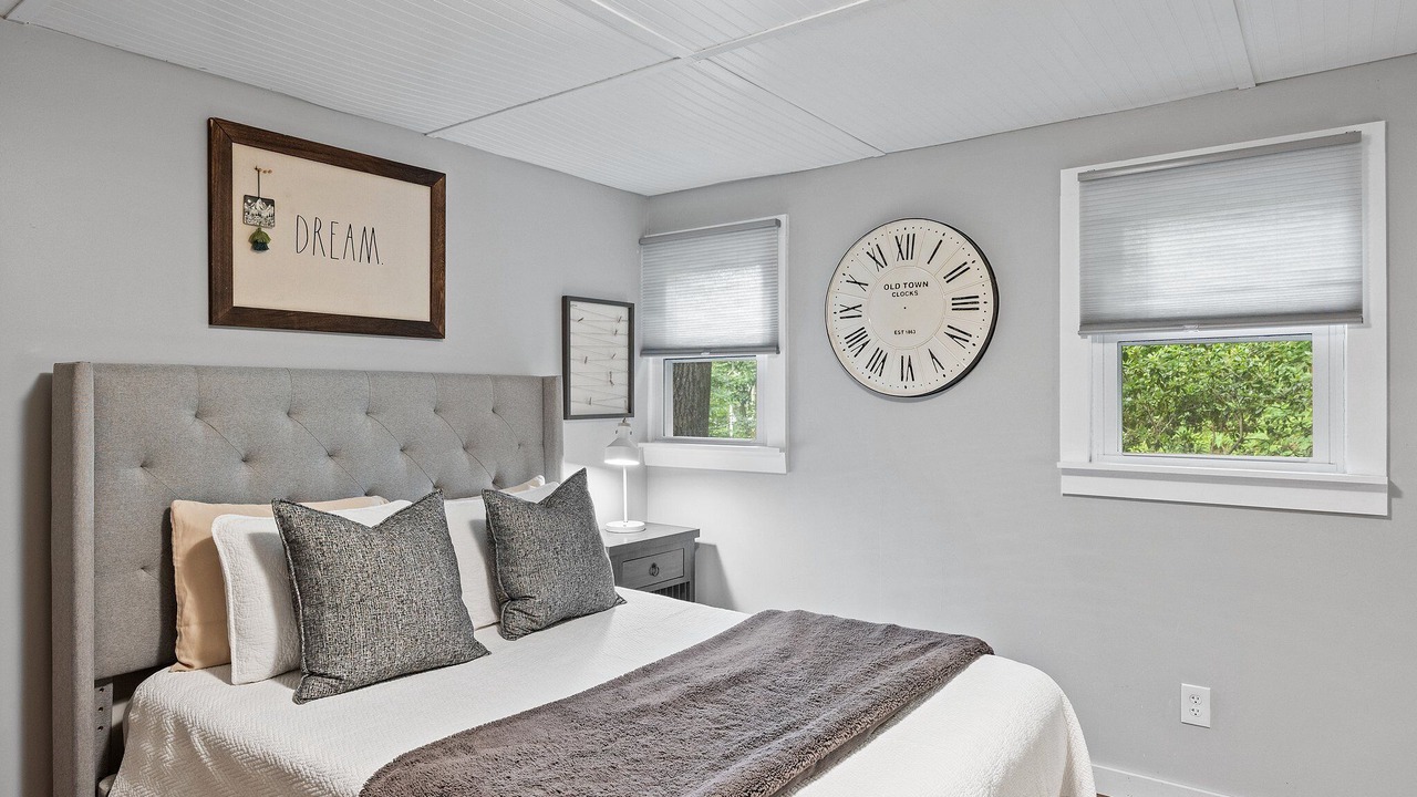 Photo of Bedroom in Newbury