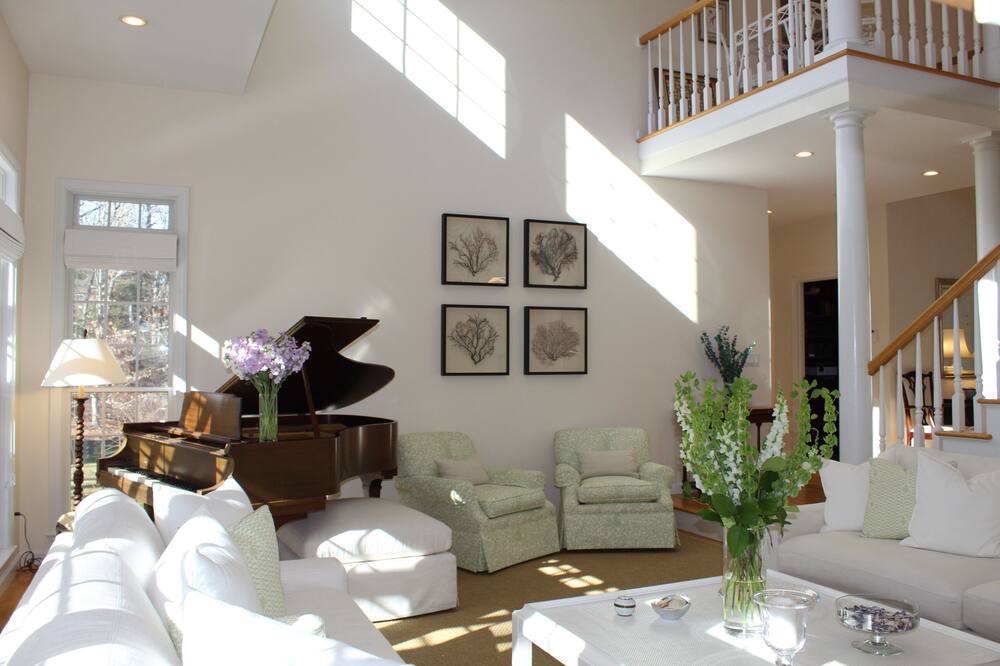 Photo of Bedroom in Tisbury