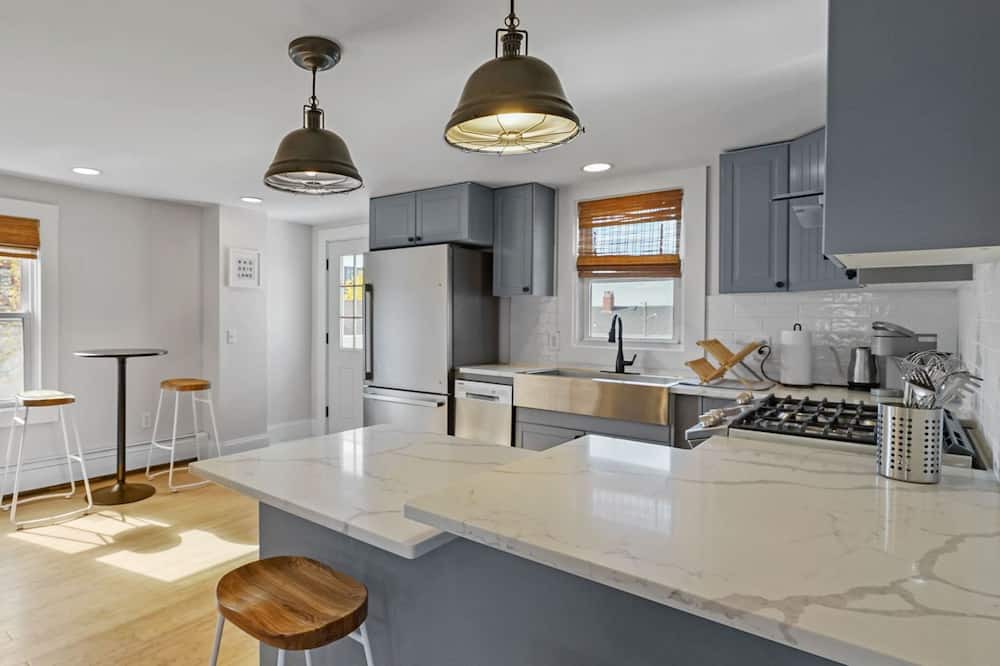 Photo of Kitchen in Warren