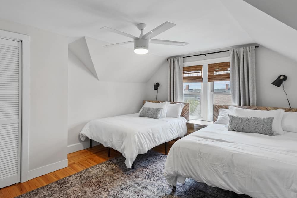 Photo of Bedroom in Warren