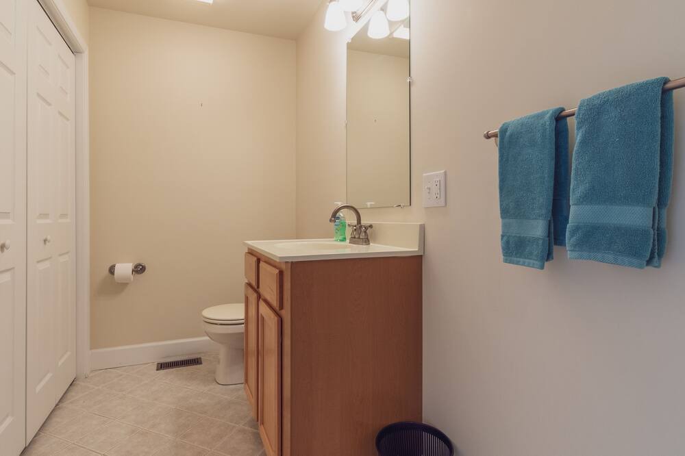 Photo of Bathroom in Rowland