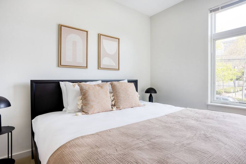 Photo of Bedroom in Cambridgeport